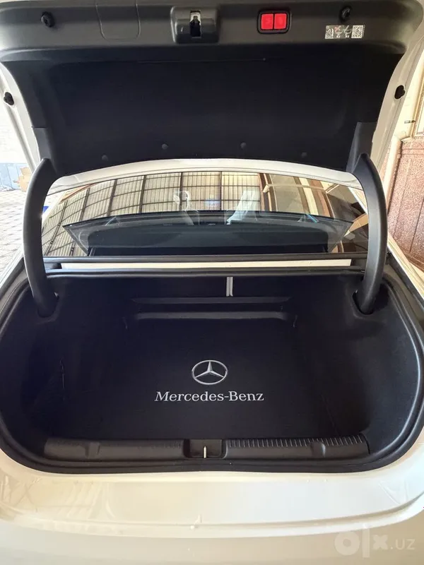 Mercedes Benz EQE500 AMG 4Matic 6 Mercedes Benz EQE500 AMG 4Matic 6
