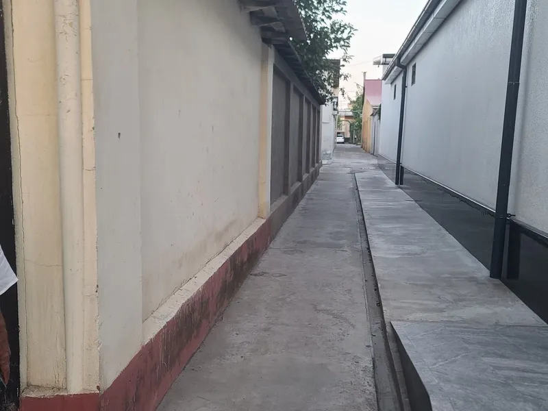 Uchastka sotiladi general uzoqov yoli kocha nukus kinoteatr 4 Uchastka sotiladi general uzoqov yoli kocha nukus kinoteatr 4