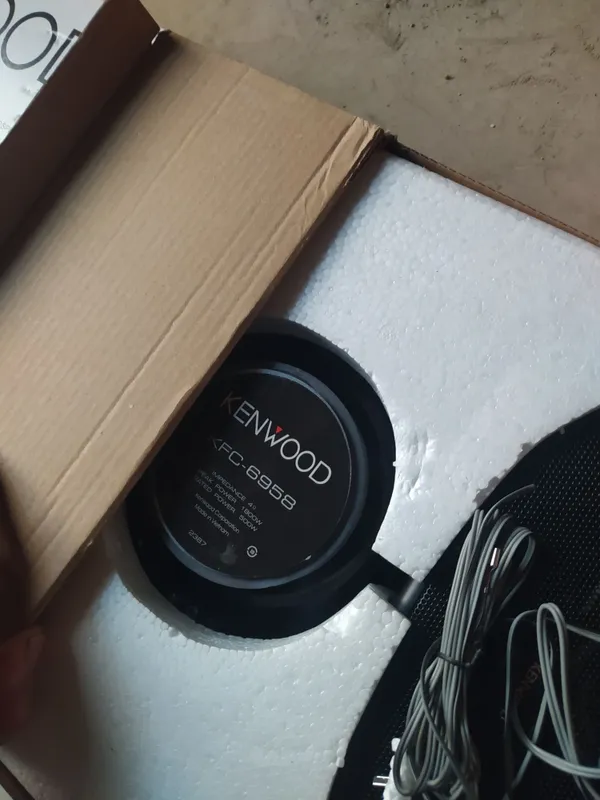 Kenwood 1800 w narxini kilishiladi