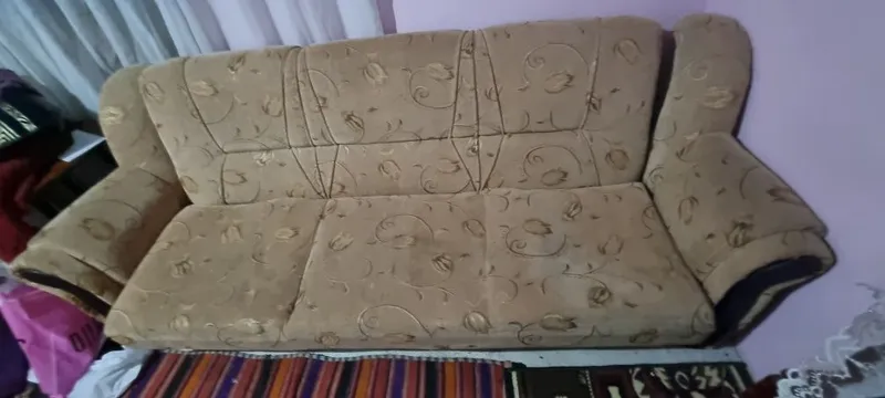 uchala mebel birga sotilad