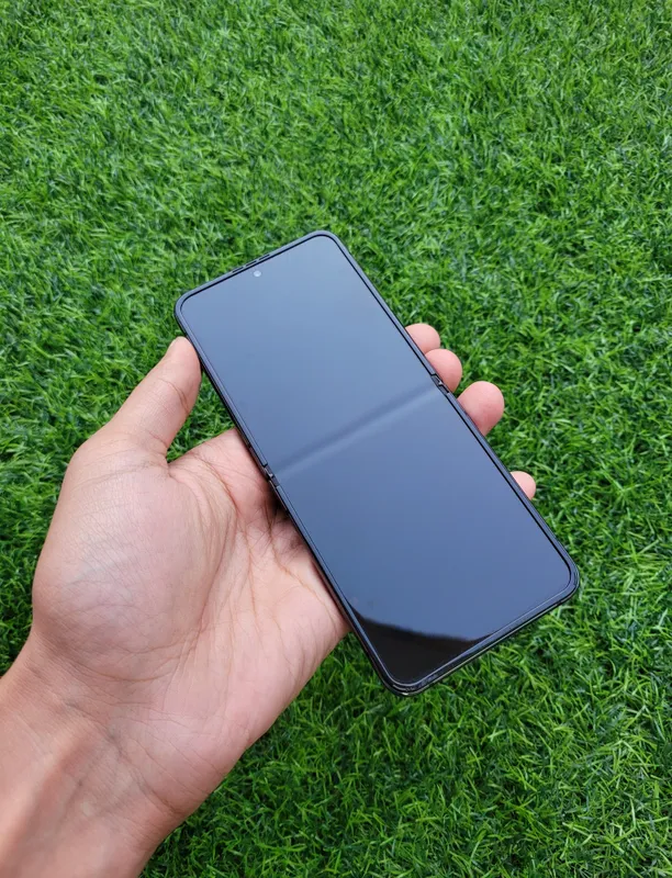 Samsung Galaxy Z Flip 4 (5G). Память 8/256 GB. ИДЕАЛ 2 Samsung Galaxy Z Flip 4 (5G). Память 8/256 GB. ИДЕАЛ 2