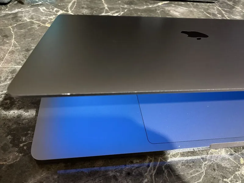 Macbook Pro 16 2019 i7 16/512 gb — фото 2