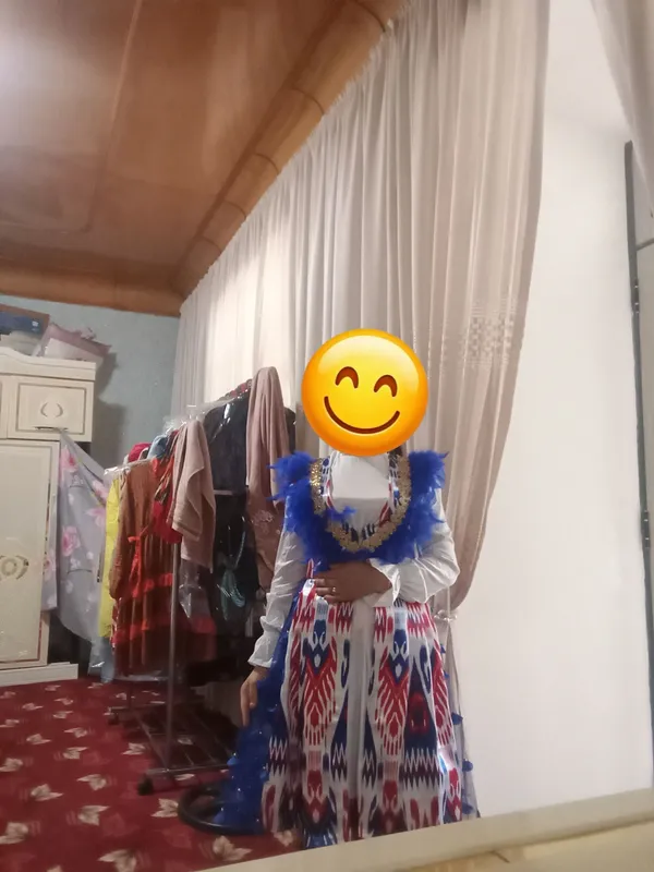 Atlas ko'ylak kelinlikka 2 Atlas ko'ylak kelinlikka 2