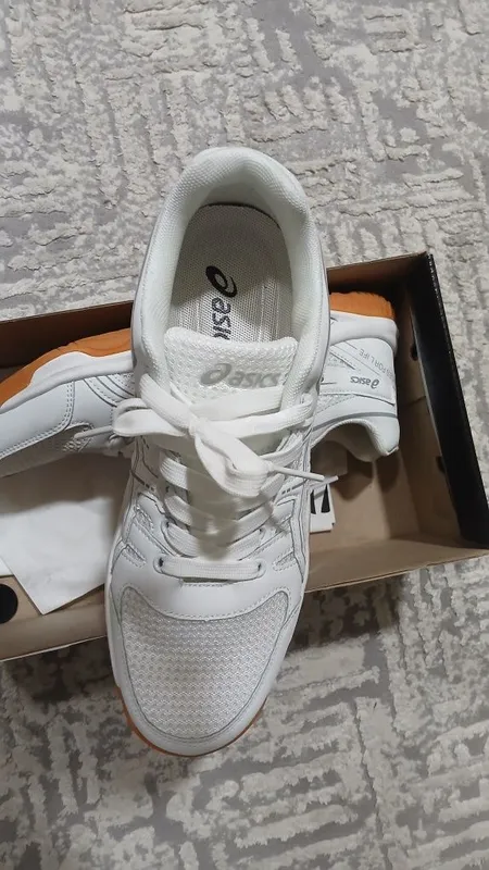 Кроссовки Asics Gel-Rocket 10 (Белые, дышащие) — фото 2