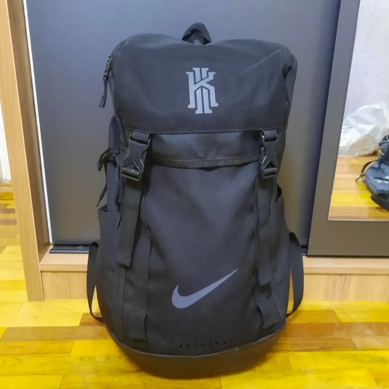 Рюкзак Kyrie Irving брэнд — фото 1
