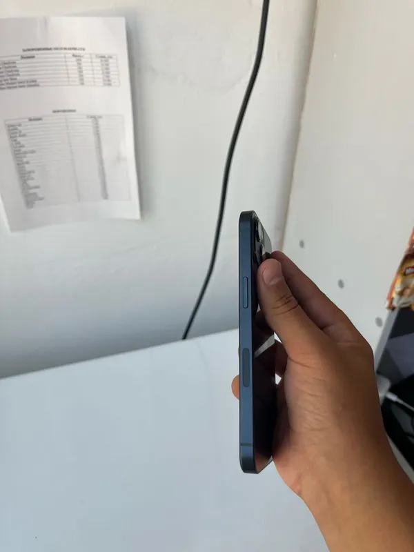iPhone 13 в отличном состоянии 3 iPhone 13 в отличном состоянии 3