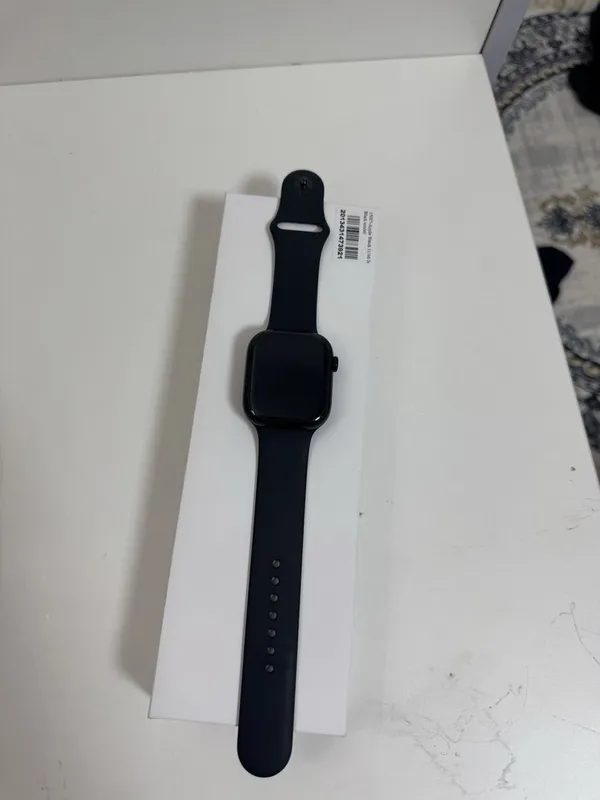 Apple wath 11 ( 1 hafta ishlatilgan ) yangi xali