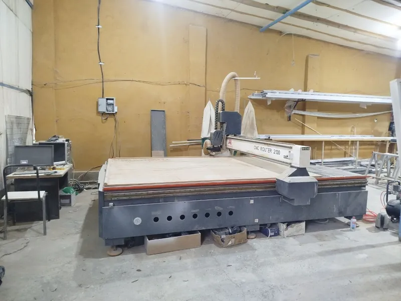 CNC Router 2130 sotiladi 4 CNC Router 2130 sotiladi 4