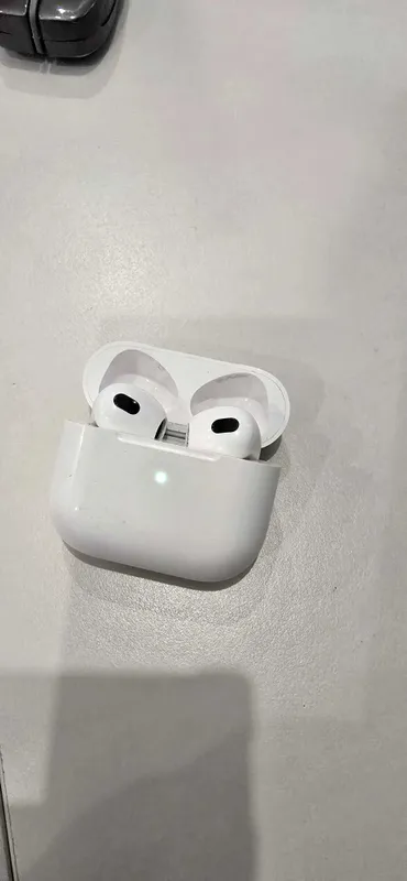 Airpods 3 original 2 Airpods 3 original 2