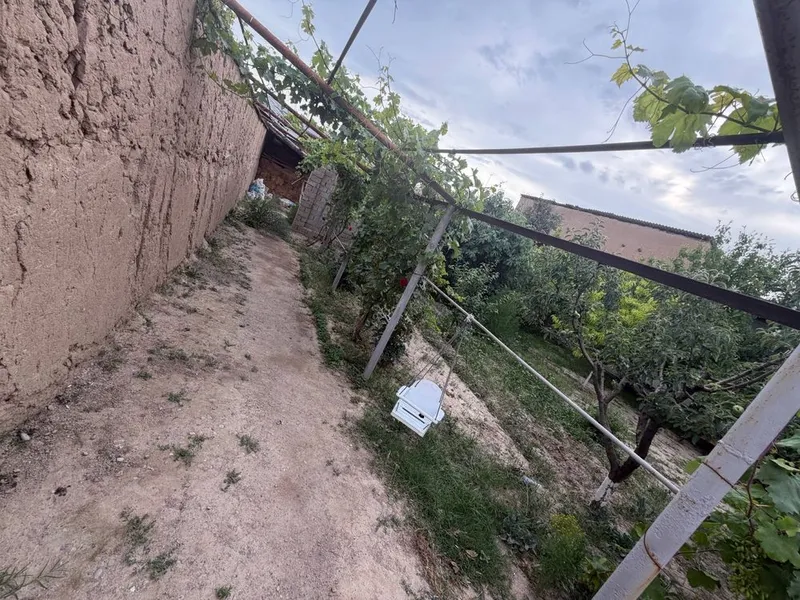 8 сотих участка сотилади райцентр. Кадастри бор! Нархи 230 000 — фото 3