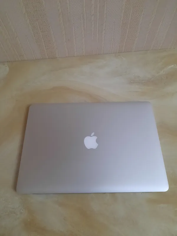 Macbook Pro 2