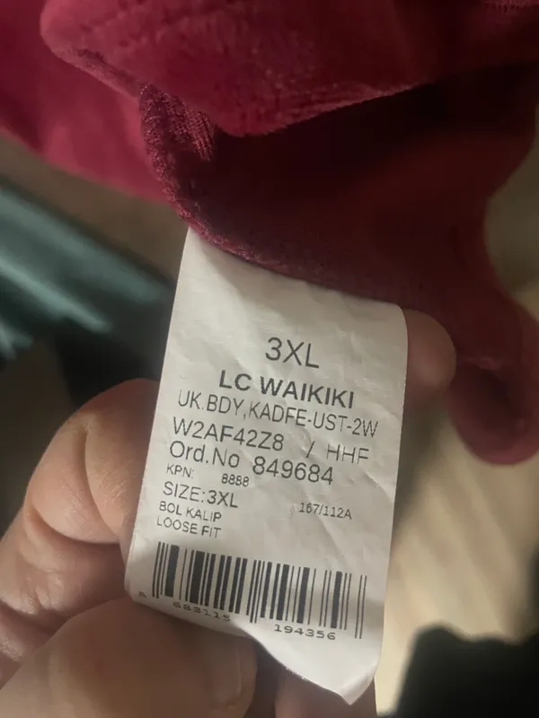 Jenskiy svitshot Wakiki razmer 3 xl 2 Jenskiy svitshot Wakiki razmer 3 xl 2