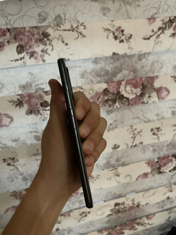 Poco F3 8/128Gb, коробка есть 8