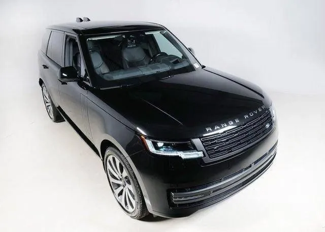 Range Rover P530 SWB SE 2025/10 4 Range Rover P530 SWB SE 2025/10 4