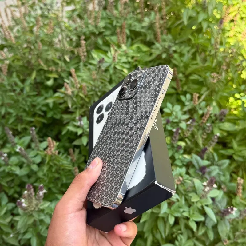 IPhone 13 Pro Max karobkalik 2 IPhone 13 Pro Max karobkalik 2