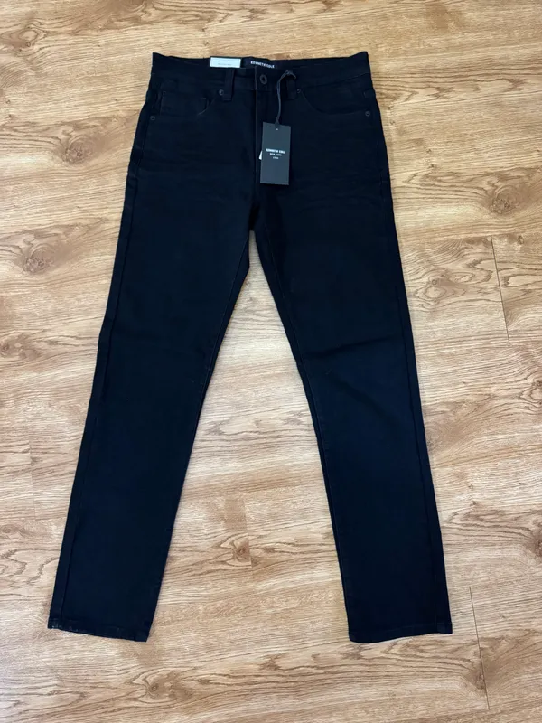 Джинсы Kenneth Cole