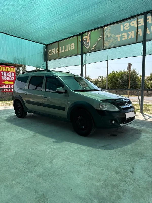 Lada Largus Yil 2014 1