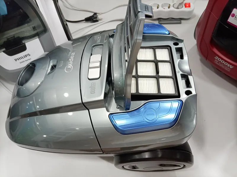 Пылесос мишкавой Midea MKZC 400 6