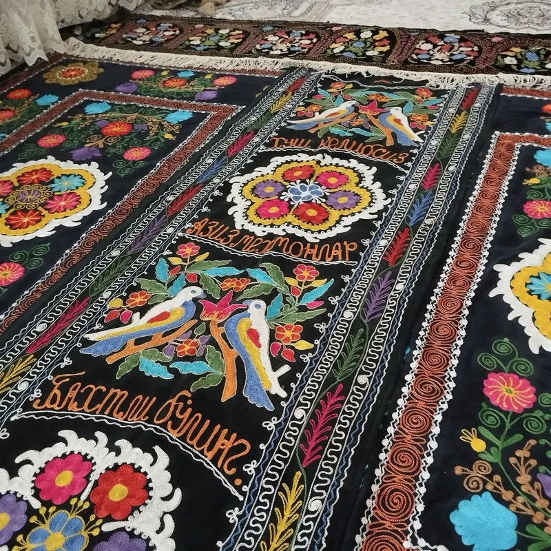Qadimiy buyum. Popop sotiladi