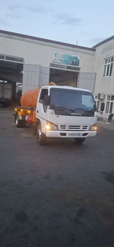 Isuzu Gavnavoz 2012 1 Isuzu Gavnavoz 2012 1