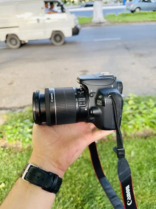 Foto va video uchun Canon EOS 100D, sensorli ekran 6 Foto va video uchun Canon EOS 100D, sensorli ekran 6