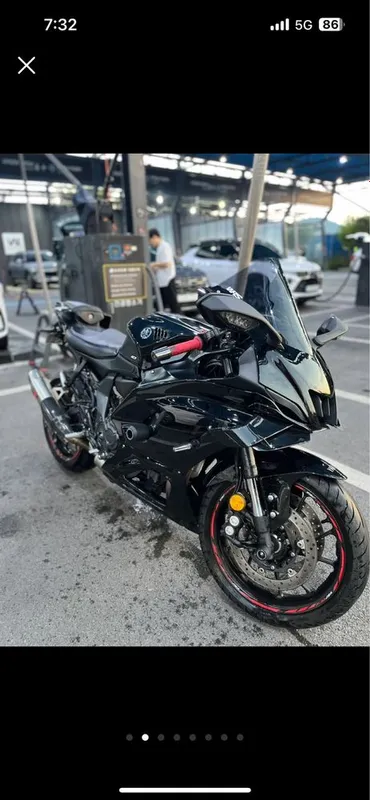 Yamaha R7 (2022) 1 Yamaha R7 (2022) 1