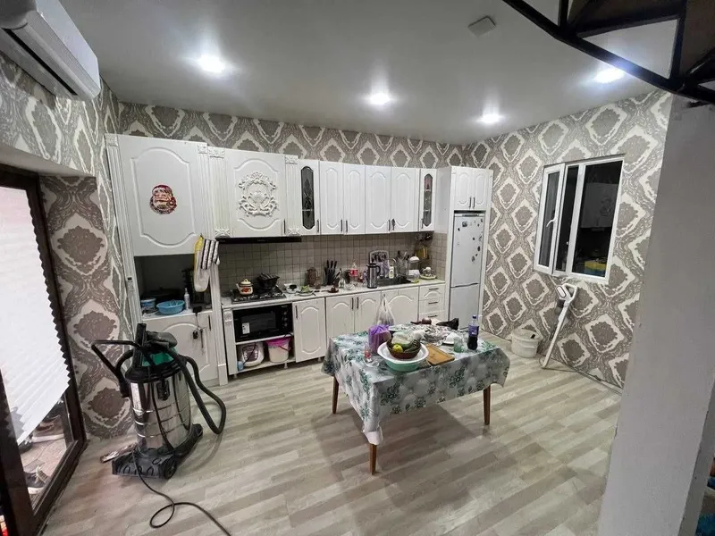СРОЧНО! Евро-дом 250 м² Чирчике, район Пятьсотки 4 сотки + 2 сотки