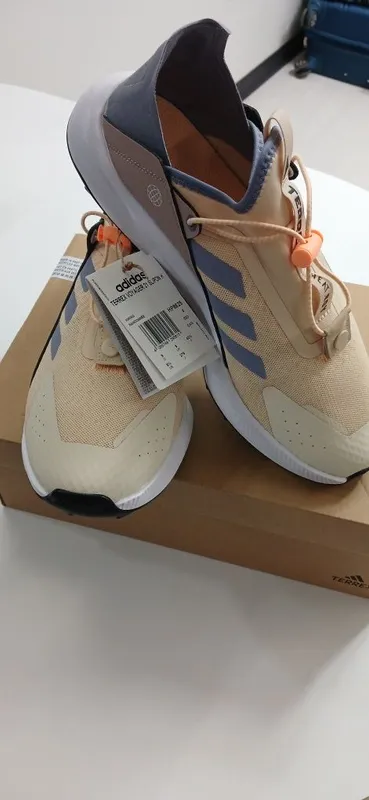 Кроссовки из Кореи бренда ADIDAS