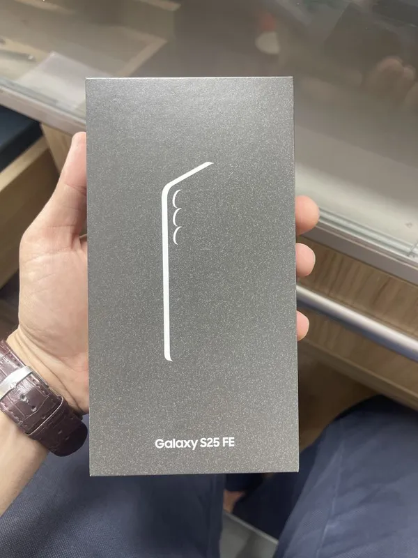 SamsungS25FE 256 mix color