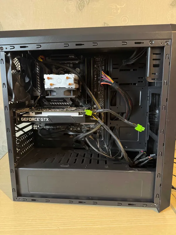 Продам Компьютер i5-10400 / 16GB / GTX 1650 + 4K монитор iiyama 27" 2