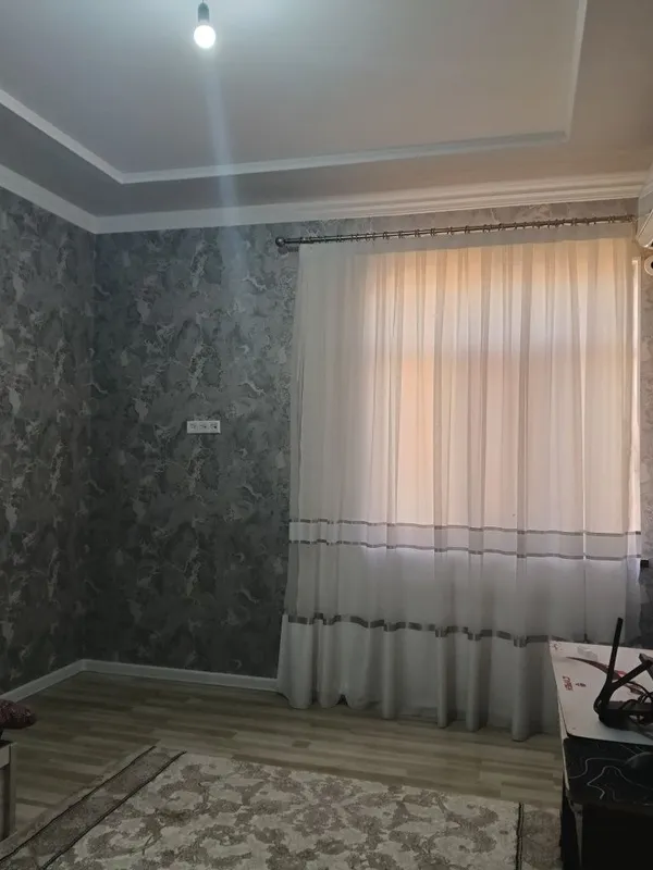 Продается двух этажный дом в махалле Мажнунтол 6