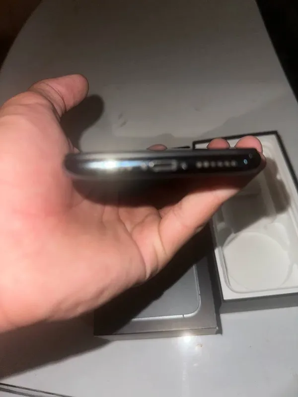 Iphone 11. Pro 4 Iphone 11. Pro 4