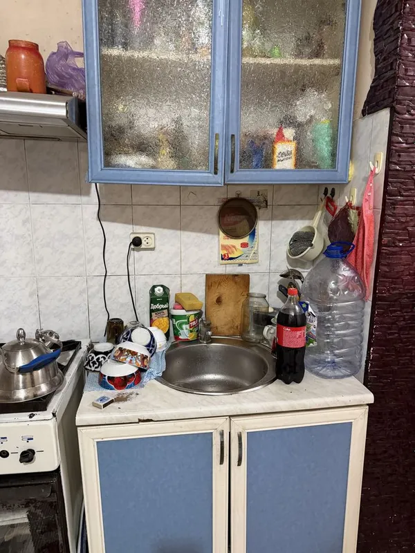 Продается кухенный набор срочна