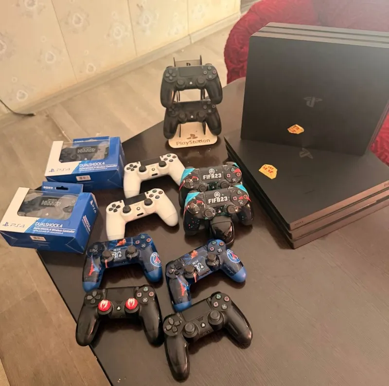 Playstation 4 pro 3