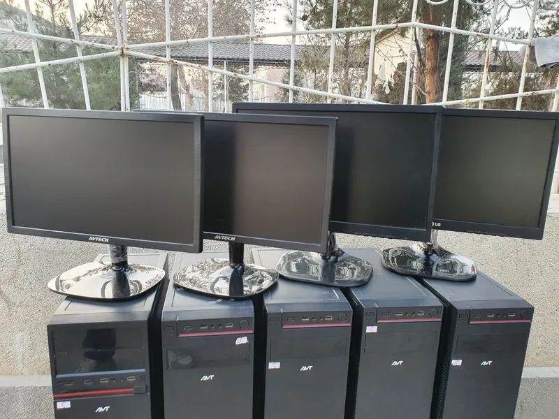 Pc keys h81,h87 ozu4 gb,hdd 320,500gb 4