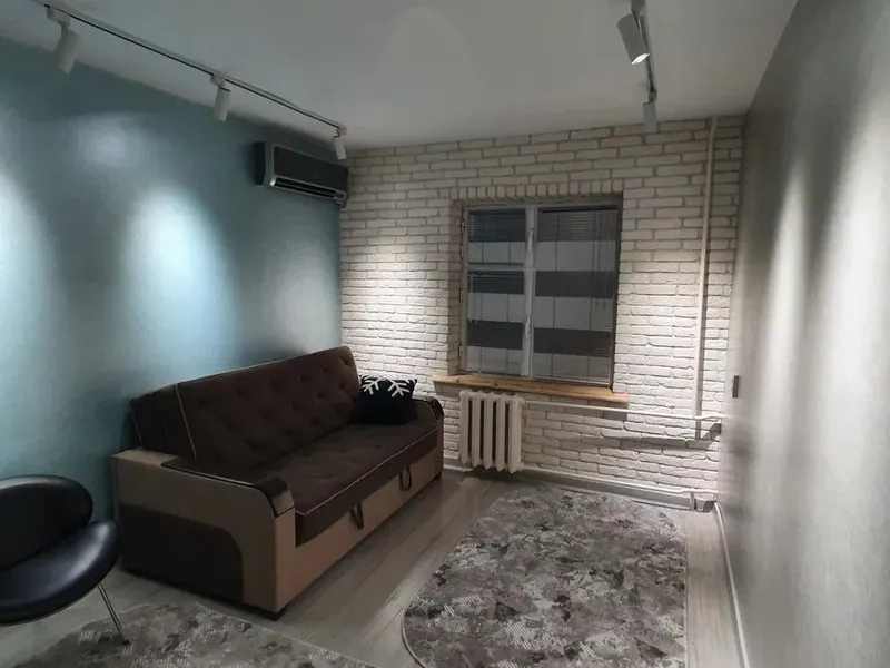 1-к (переделана в 2), 32 м², 4/4 этаж, Мирабад — фото 3