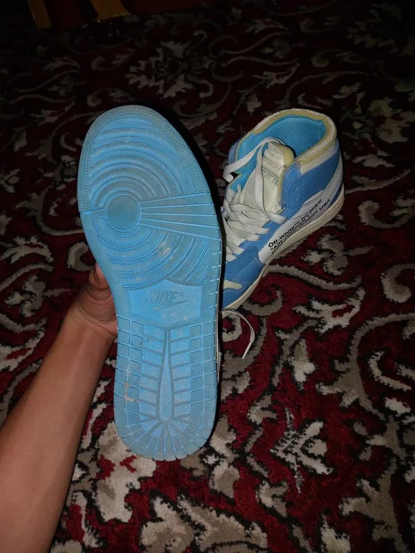 AIR Jordan krasofka 41 razmer