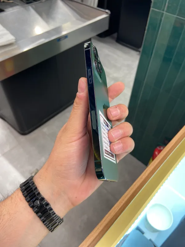 iPhone 13 Pro Max Green ideal 2