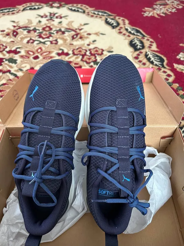 Puma. razmeri 41. Vetnam. 50$
