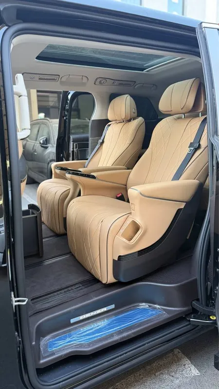 DENZA D9 2025 модель DM-i 8 DENZA D9 2025 модель DM-i 8