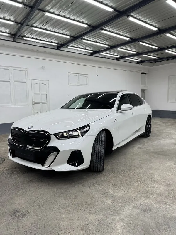 BMW I5 35L EDRIVE 2024 — фото 1