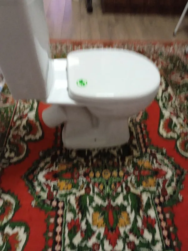 Продаётся унитаз 1