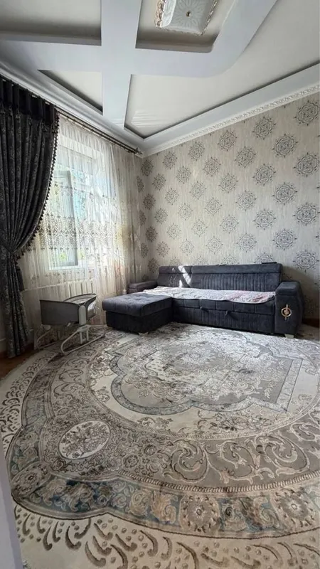 Продаётся 4 комнатная квартира, РАДУГА — фото 1