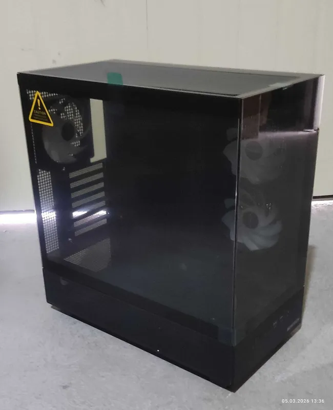 Компьютерный корпус Montech XR Black, white 2