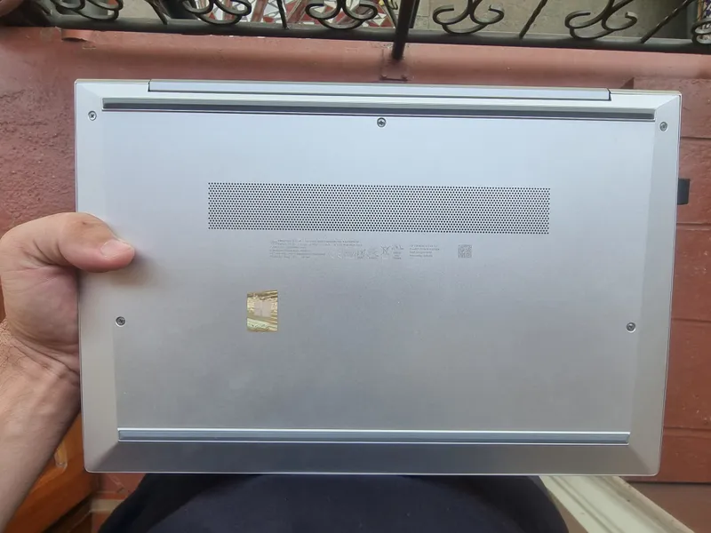 HP elitbook 2