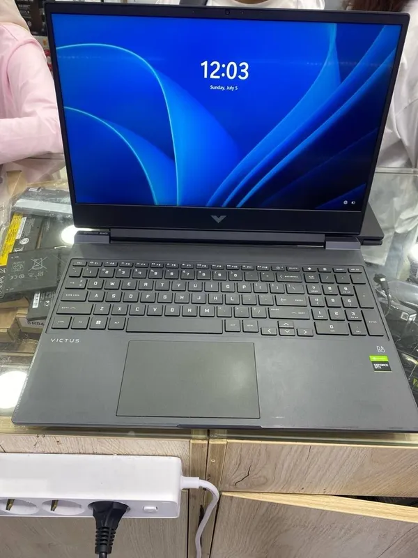 HP Victus Core i5-1245OH — фото 1