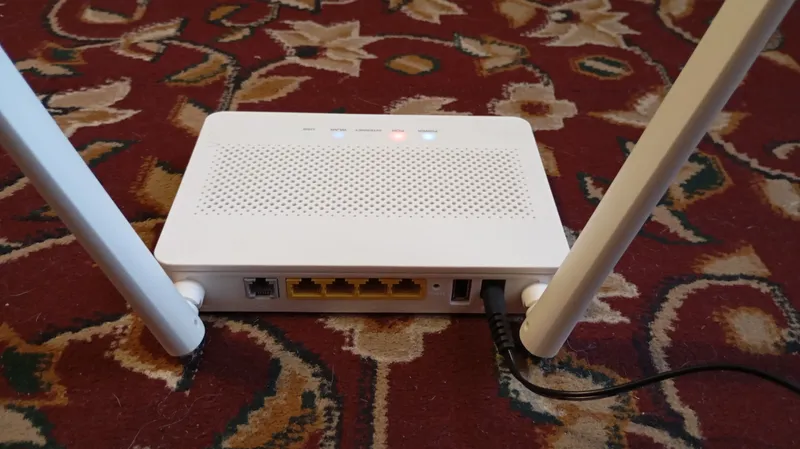 Вайфай роутер Gpon — фото 1
