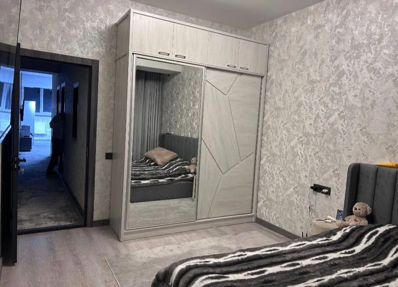 Продажа: Чистая студия (Геофизика миллий бог) — фото 5