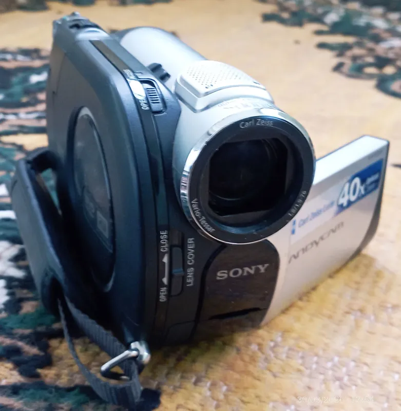 Video Kamera Sotiladi 1 Video Kamera Sotiladi 1