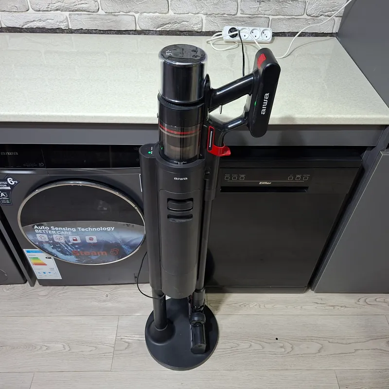 O‘zini o‘zi tozalash funksiyasiga ega kuchli changyutgich AIWA R7D Plus, 700 Vt 3